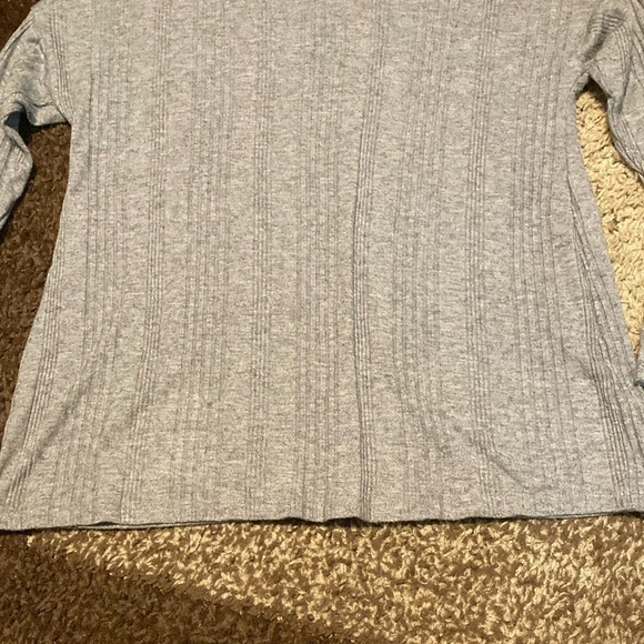 Stork&babe Gray Ribbed Relaxed Long Sleeve Shirt - Picture 4 of 9